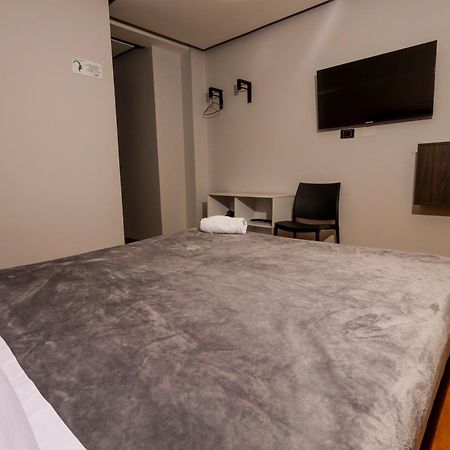 Hotel Htl Bogota Ngoại thất bức ảnh
