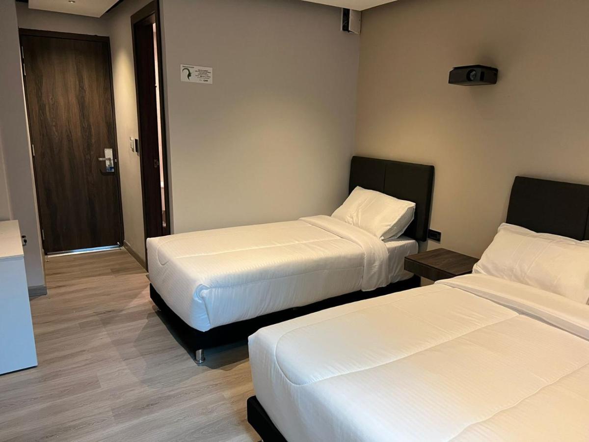 Hotel Htl Bogota Ngoại thất bức ảnh